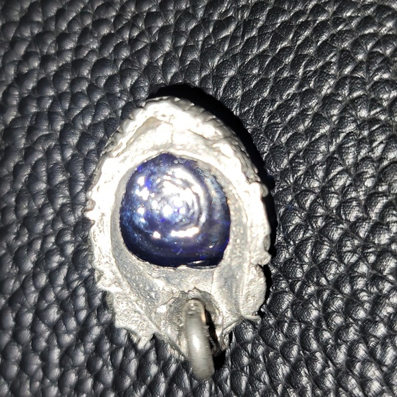 Wheeler signed, pewter beetle pendant. - Picture 3 of 5